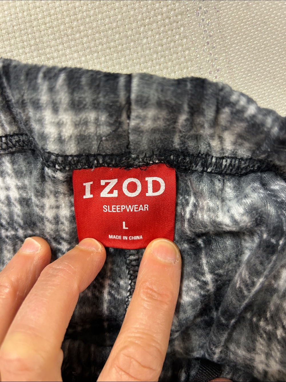 Izod Men's Black and Gray Plaid Lounge Pants image 5